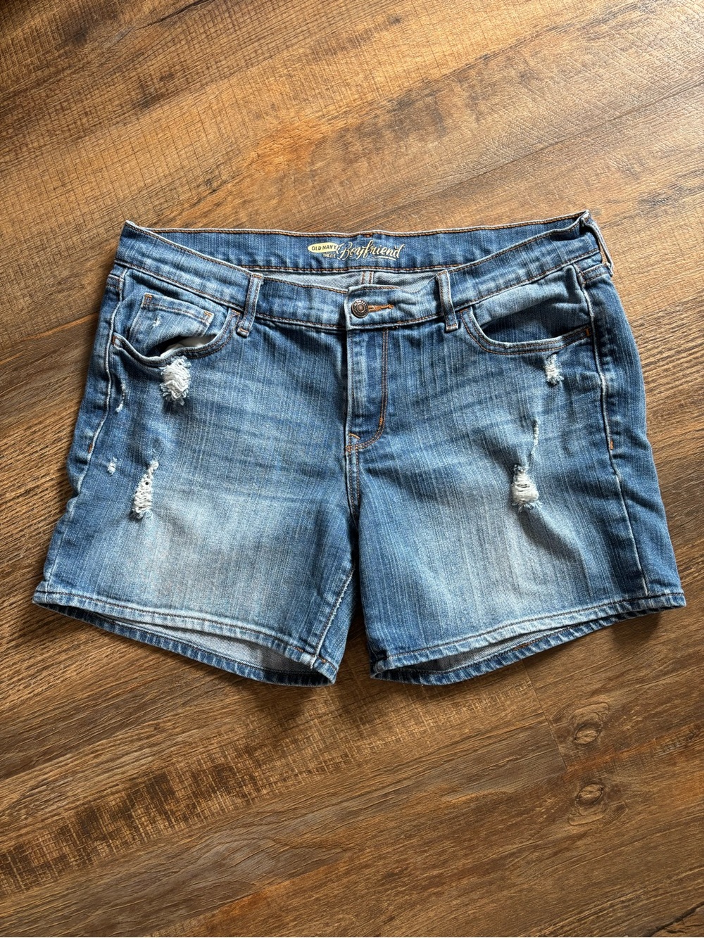 Old Navy The Boyfriend Distressed Denim Jean Shorts Size 12